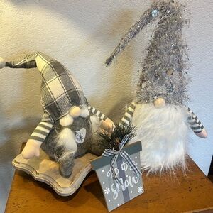 Plaid and Gray Holiday Gnome Set
